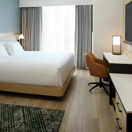 Hyatt Place Montreal Airport-2