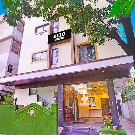 Hotel O Prasadalaya Saibaba Mandir Shirdi-3