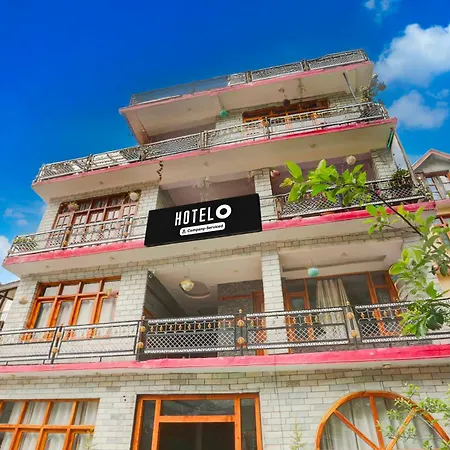 Hotel O Model Town Mall Road-3