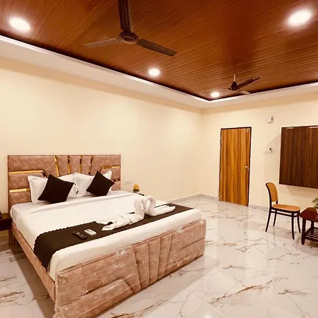 Hotel Br Palace - Airport Zone Shamshabad , Hyderabad-2