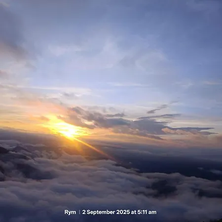 Cliffside Homestay Cherrapunji-2