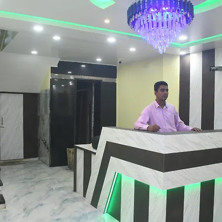 Hotel Central Point-3