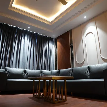 The Royal Velvet Hotel & Resort-2