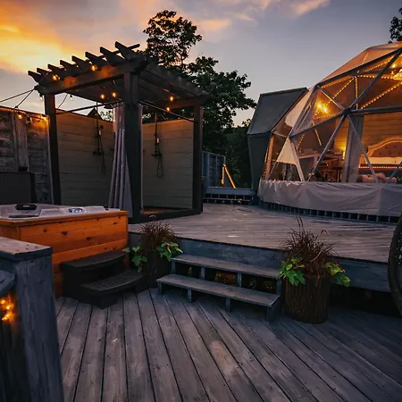 Bolt Farm Treehouse-2