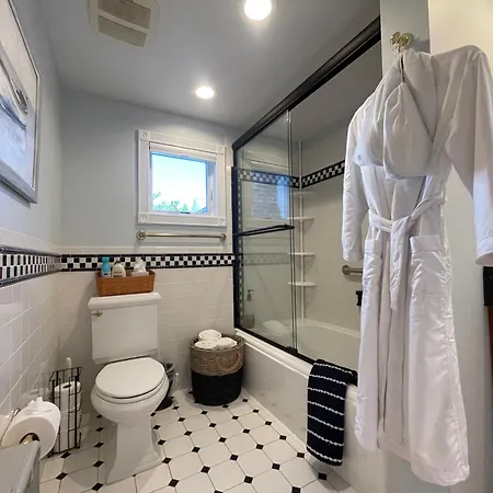 The Snuggery Inn & Suites, Saint Michaels, Maryland-2