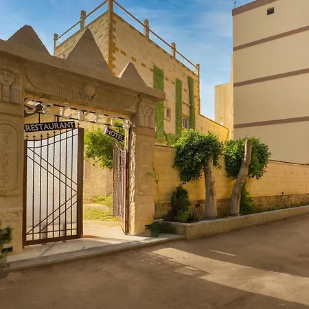Secrets Of The Pyramids Hotel-3