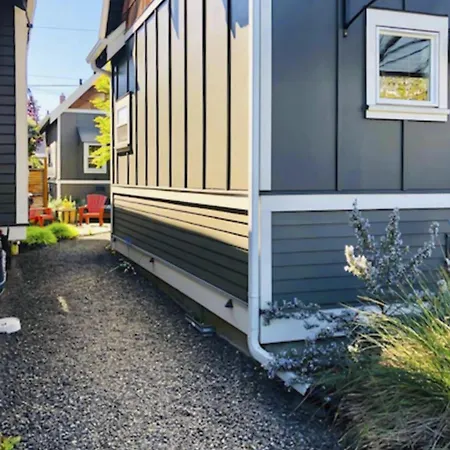 Lemon Door Micro-Loft-3