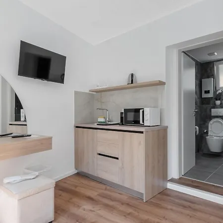 Meta Hotel-3