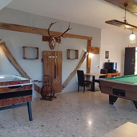 Hahnenkamm Hostel-2