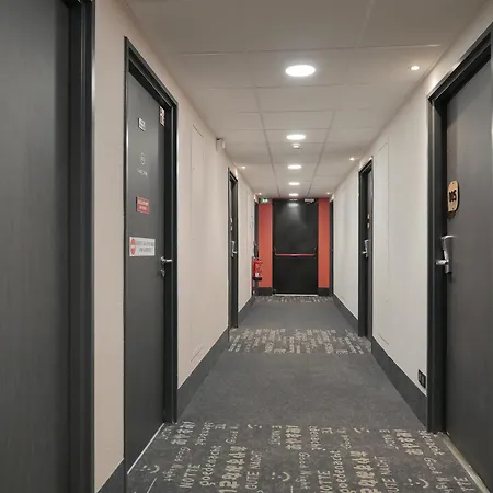B&B HOTEL Carcassonne Rocadest La Cité-3