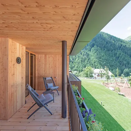Linara Mountain Family Stay-3