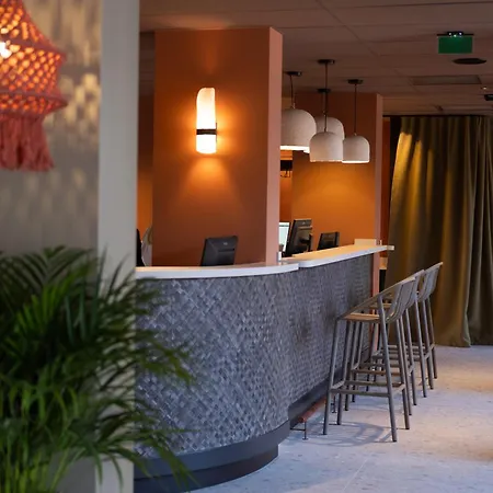 Hotel Oceania Lyon-2