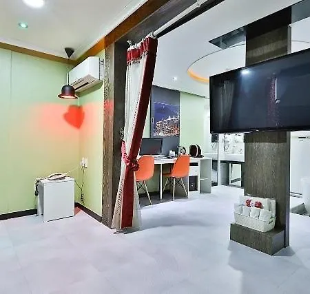 Busan Yeonsan The Zenith Hotel-3