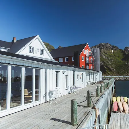 Skata Hotel Henningsvaer-3