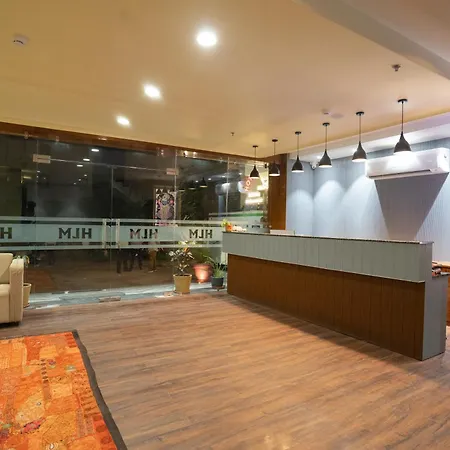 Hotel Lake Metro-2