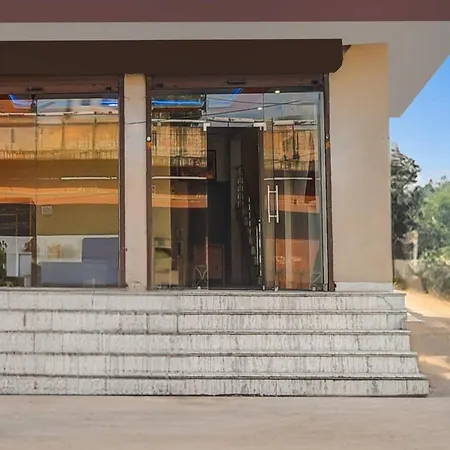 Hotel O Radhe Stay-2