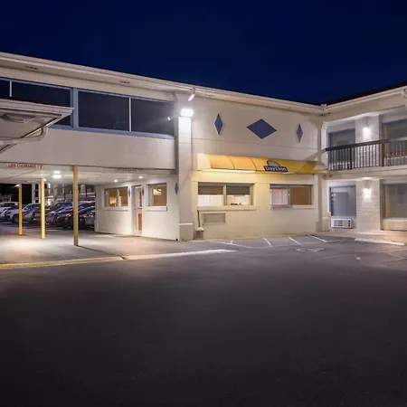 Days Inn By Wyndham Jacksonville Nc-2