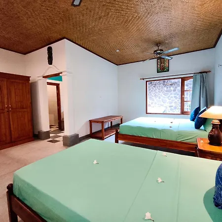 1000 Dream Bungalow-2