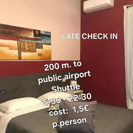 Vegan Inn Airport - Adults Only - Late Check In-2