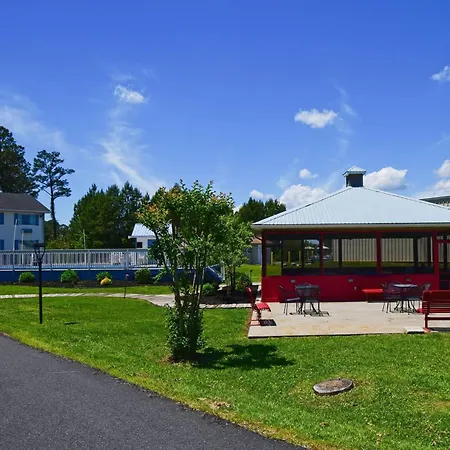 Days Inn By Wyndham Chincoteague Island-3