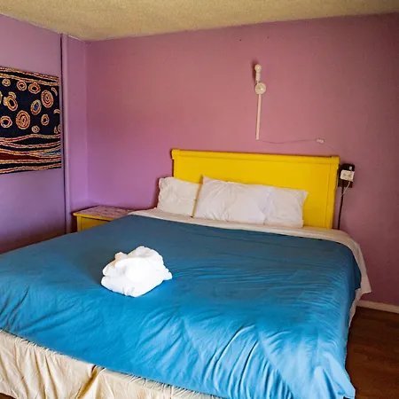 9 Palms Inn-2