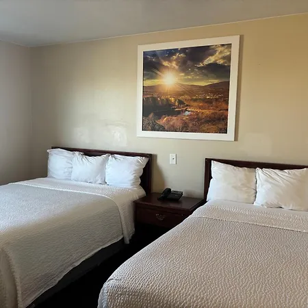 Days Inn By Wyndham Beaver-3
