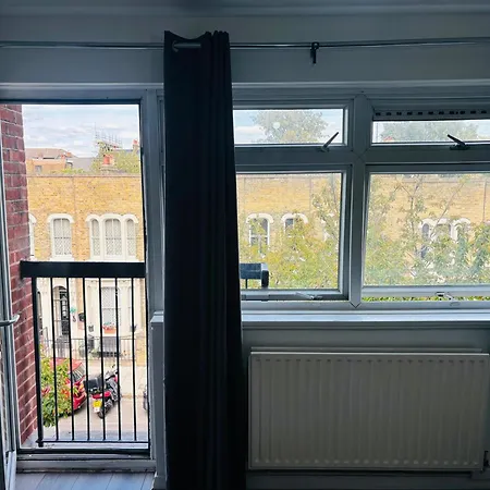 The London Stay At 31-3