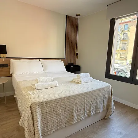 Le Petit Hostel-3
