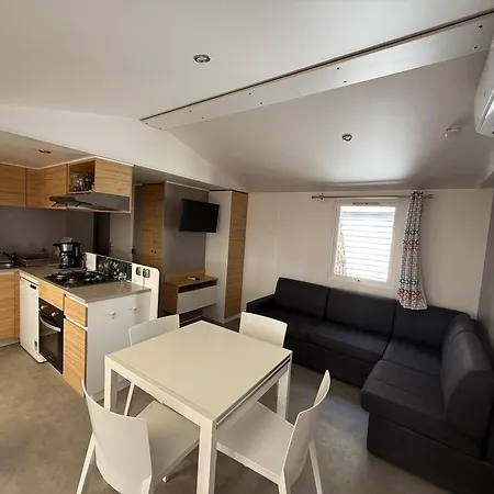 Camping Le Castellas - Mobil-Home Familiale Premium 3 Chambres-2
