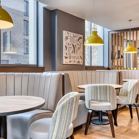 Premier Inn Dublin City The Liberties-2