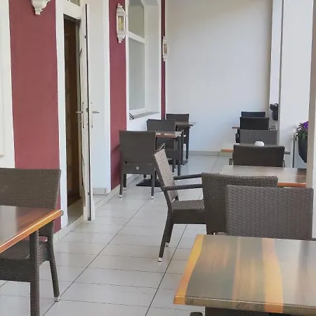 Hotel Zur Fähre-3