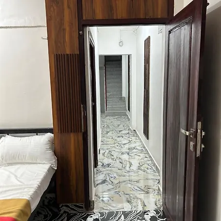 Hotel Guest Inn-2