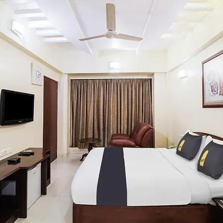 Townhouse Oak Hotel Shubhangan Near Juhu Beach-3