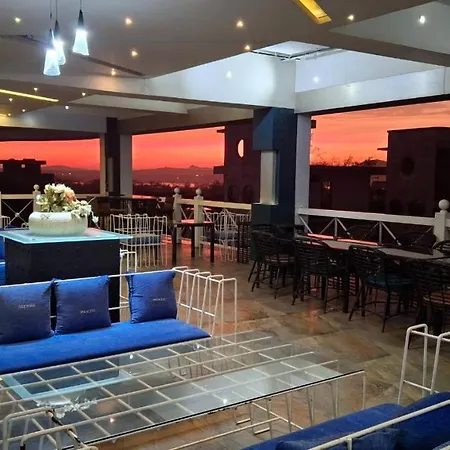 Seeyona Yacht-2