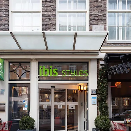 Ibis Styles Amsterdam Central Station-2