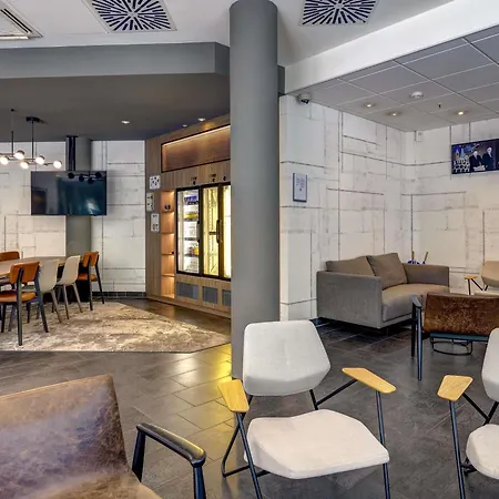 Novotel Suites Muenchen Parkstadt Schwabing-3