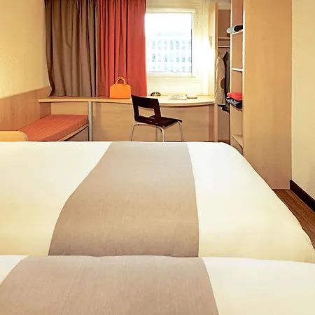 Ibis Hotel Berlin Spandau-3