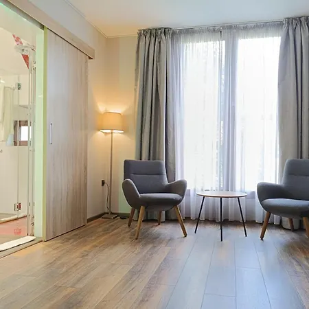 Hugo Hotel-3