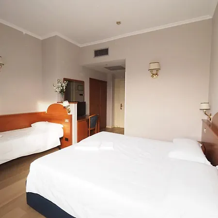 Hotel Laura-2