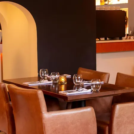 Andover House Hotel & Restaurant - Adults Only-3