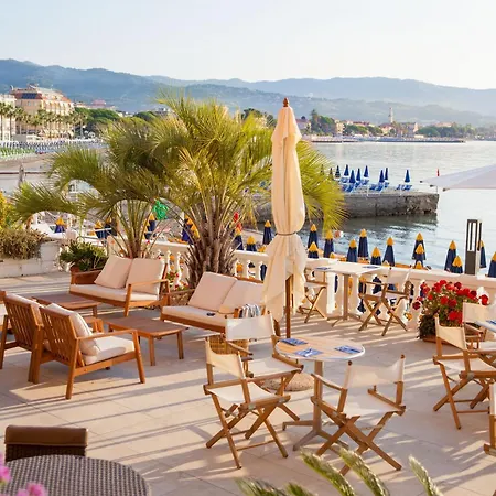 Hotel Golfo E Palme-2
