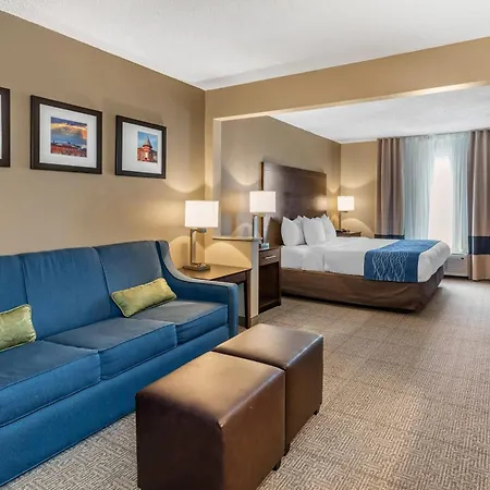 Comfort Inn & Suites Bryant - Benton-3