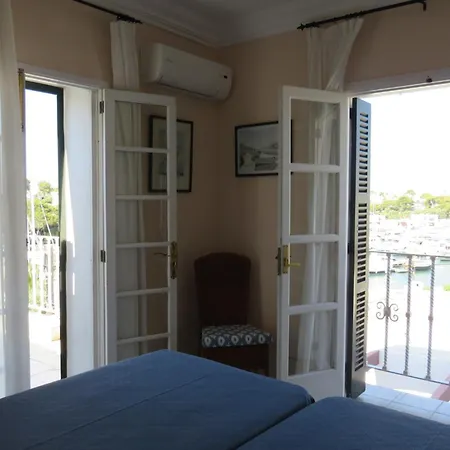 Fowlers Hotel-3