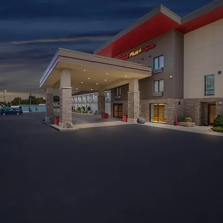 Red Roof Inn Plus+ & Suites Malone-3