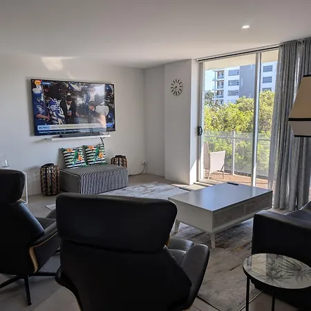 Tradewinds Apartments-3