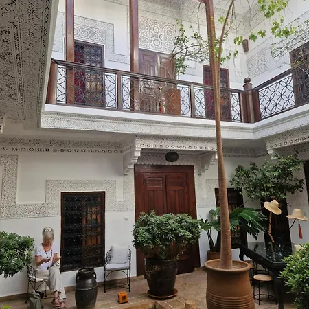 Riad Les Nuits De Marrakech-3