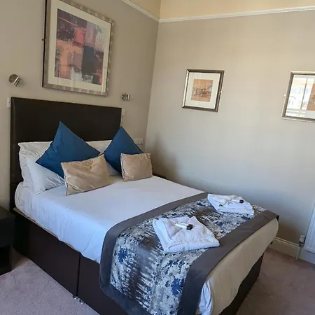 Alexandra Hotel-2