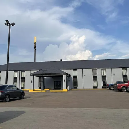 Days Inn & Suites By Wyndham Bloomington/Normal Il-3