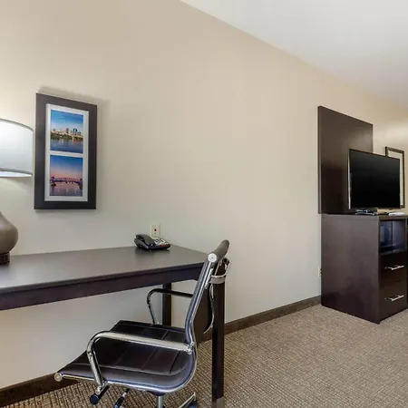 Comfort Inn & Suites North Little Rock Mccain Mall-3