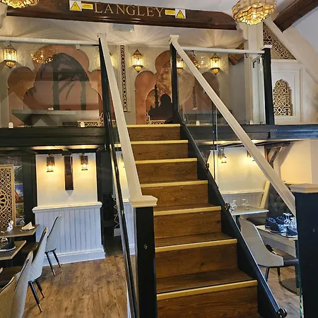 Langley Inn-2